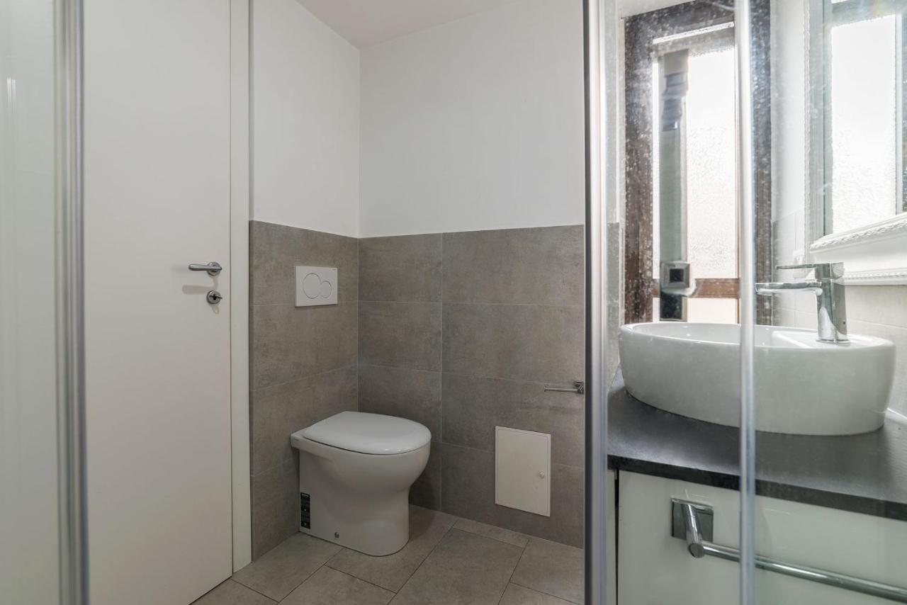 Sant'Angelo Modern Apartment Rome Buitenkant foto